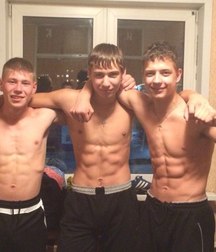 the Russian guys are all beautiful 5a35a20eb2dec.jpg