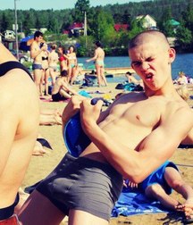 the Russian guys are all beautiful 5a35a21912fc0.jpg
