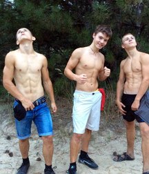 the Russian guys are all beautiful 5a35a2330b397.jpg