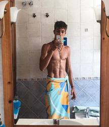 covered by a towel 5a384bc9d91c0.jpg