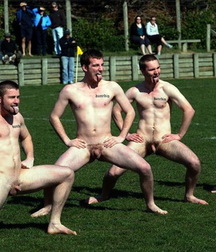 play naked rugby 5a384c20d9c53.jpg