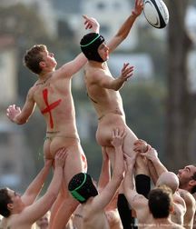 play naked rugby 5a384c2a0b72f.jpg