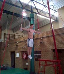male artistic gymnastics  5a3f62e1be293.jpg