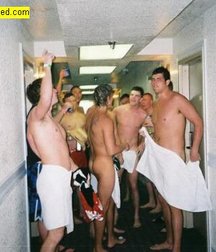 interesting moments in the locker rooms 5a409b812771a.jpg