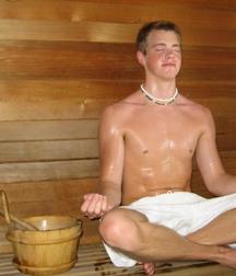 boys in sauna 5a449a1eacddc.jpg