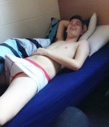 erection in underwear 5a449b4fba870.jpg