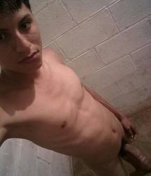 Latin American boys 5a4bdab60a931.jpg