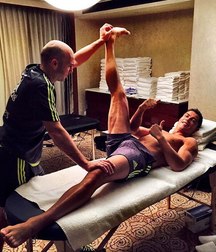 and now a nice massage 5a4bdaf9a294b.jpg