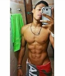 take a picture with a towel 5a5394f60b93d.jpg