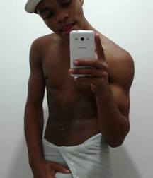 take a picture with a towel 5a5394f7b658d.jpg