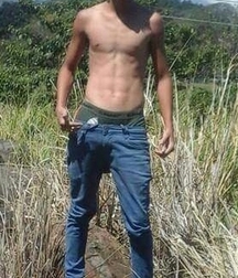 very cute boys 5a644fb35640a.jpg