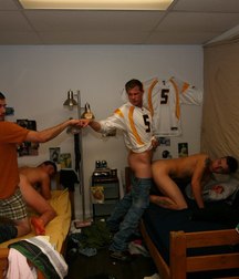 funny sexy boys 5a651d82e69e8.jpg