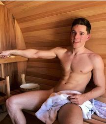 boys in sauna 2 5a679ad56d90a.jpg