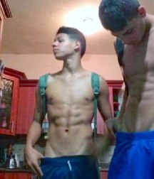 two friends 5a679b1e79cb2.jpg