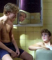 two friends 5a679b2e735c8.jpg