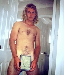 naked but not too much 5a6edb02e1980.jpg