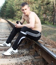 on the train tracks 5a748238dce55.jpg