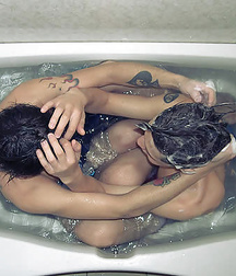 I'm taking a bath today 5a7974d55d723.jpg