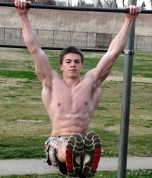 demonstration of great strength 5a7bfc922e627.jpg