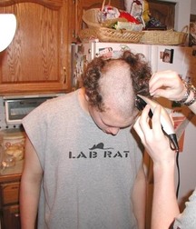 young boys with shaved heads 5a81a5408e9a0.jpg