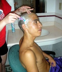 young boys with shaved heads 5a81a542db7ea.jpg