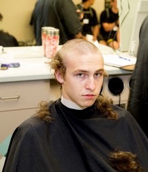 young boys with shaved heads 5a81a55669f2b.jpg