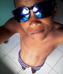 young boys in underwear 5a89d07ec5a13.jpg