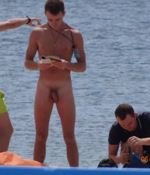 nudist  5a998c37d47cd.jpg