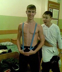 the soldiers in the Russian barracks 5a9e93181cfbd.jpg