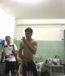 a look in the locker room 5a9e9398674d2.png