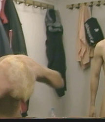 a look in the locker room 5a9e93a594a00.png