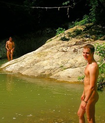 the guys who love water 5aa2818596d94.jpg