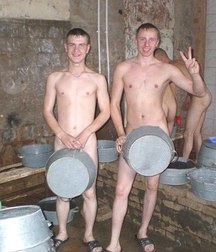 showers of the Russian barracks 5aa3dd26a3ab9.jpg