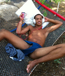 relax on the hammock 5aa56e5875423.jpg