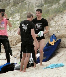 voyeur  5aa62f7490e2e.jpg