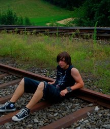 guys on the train tracks 5aae7ba653458.jpg