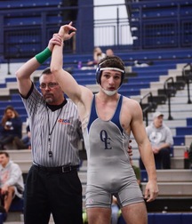 young wrestlers 5aae7d0fb0d1d.jpg