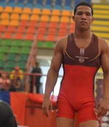 young wrestlers 5aae7d1b145e0.jpg