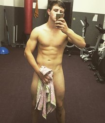 the shy boy's selfie 5aaf8ca56ddf2.jpg