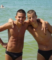 for speedo lovers 5aaf8cd68e398.jpg