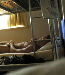 the boy is sleeping naked 5ab3d46305494.jpg