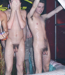 naked exhibitionists 5abaa83b120bb.jpg