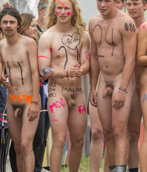 naked exhibitionists 5abaa86a69c8a.jpg