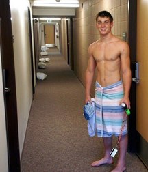 take off your towel 5abbd23c1eb88.jpg