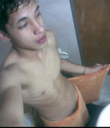 take off your towel 5abbd23e510e1.jpg