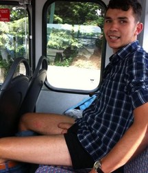 by bus with friends 5abc8b633964b.jpg