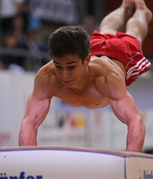 young gymnasts 5abdcb1bf2497.jpg
