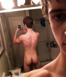 the posterior selfis 5ac3af76bdf59.jpg