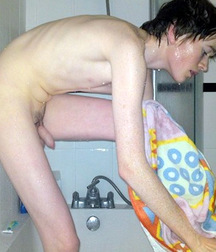 dried out after the shower 5ac45b2437648.jpg