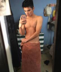 the fortography after the shower 5ac6545eb948a.jpg